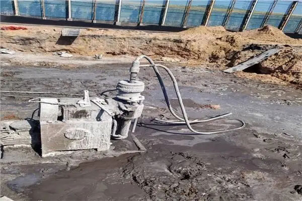 湘东水泡基础注浆加固